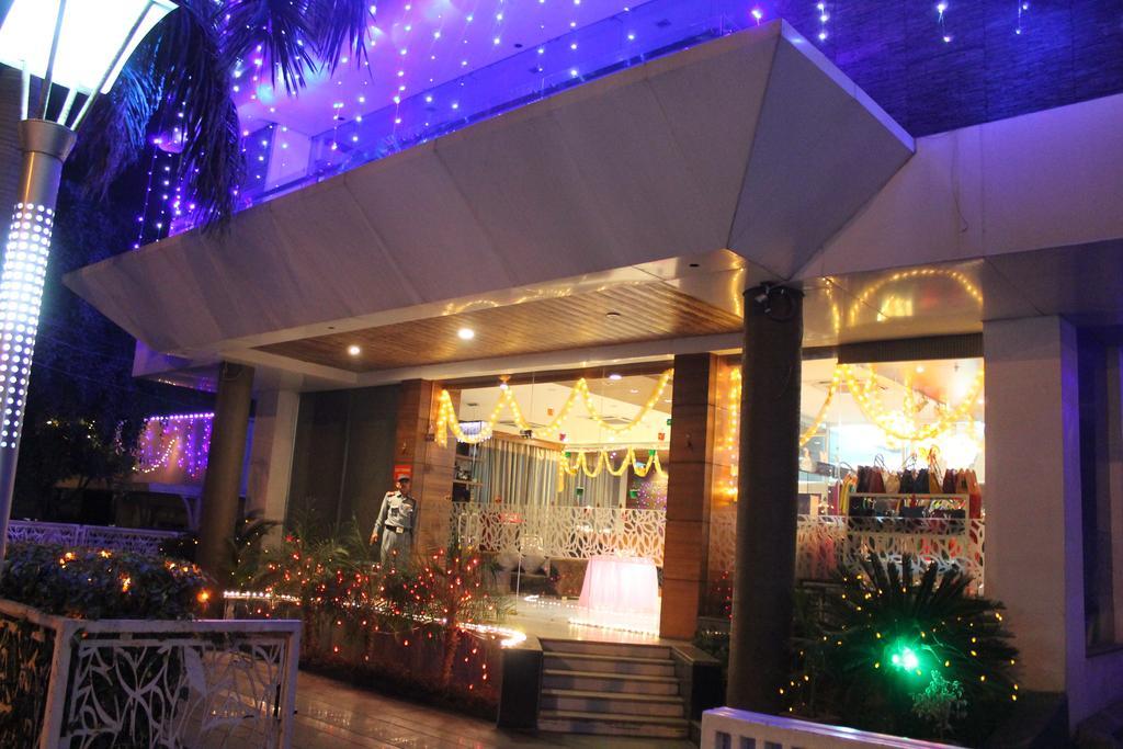 Hotel Rallentino Kota  Exterior photo